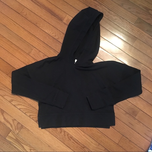 lululemon athletica Tops - Lulu lemon crop hoodie